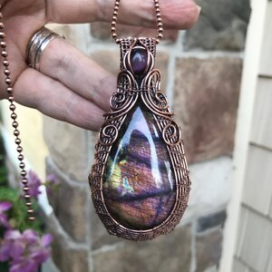Maroon Purple Labradorite & Pink Cat's Eye Woven Copper Pendant