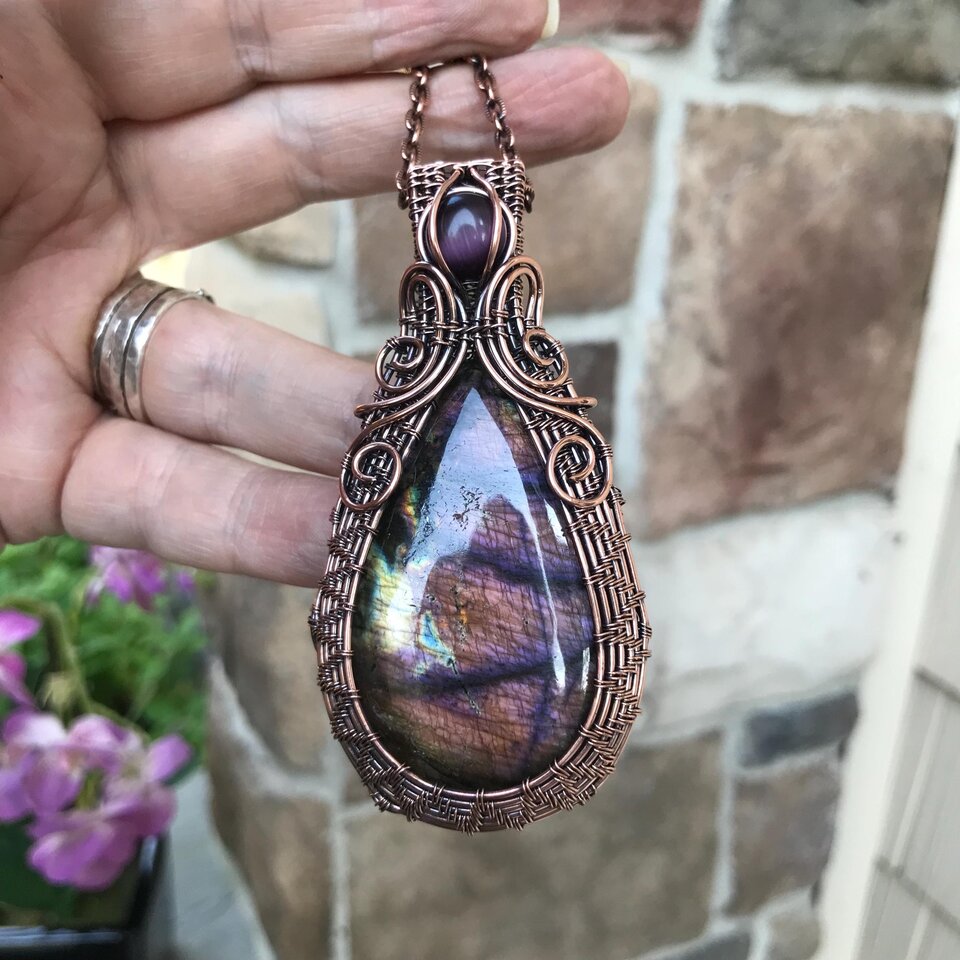 Maroon Purple Labradorite & Pink Cat's Eye Woven Copper Pendant