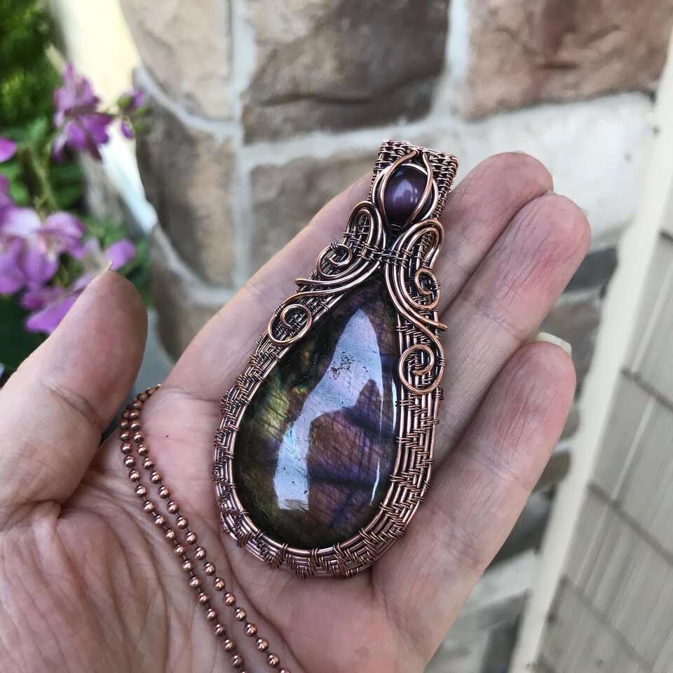 Maroon Purple Labradorite & Pink Cat's Eye Woven Copper Pendant