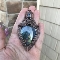 Blue Purple Labradorite Woven Pendant