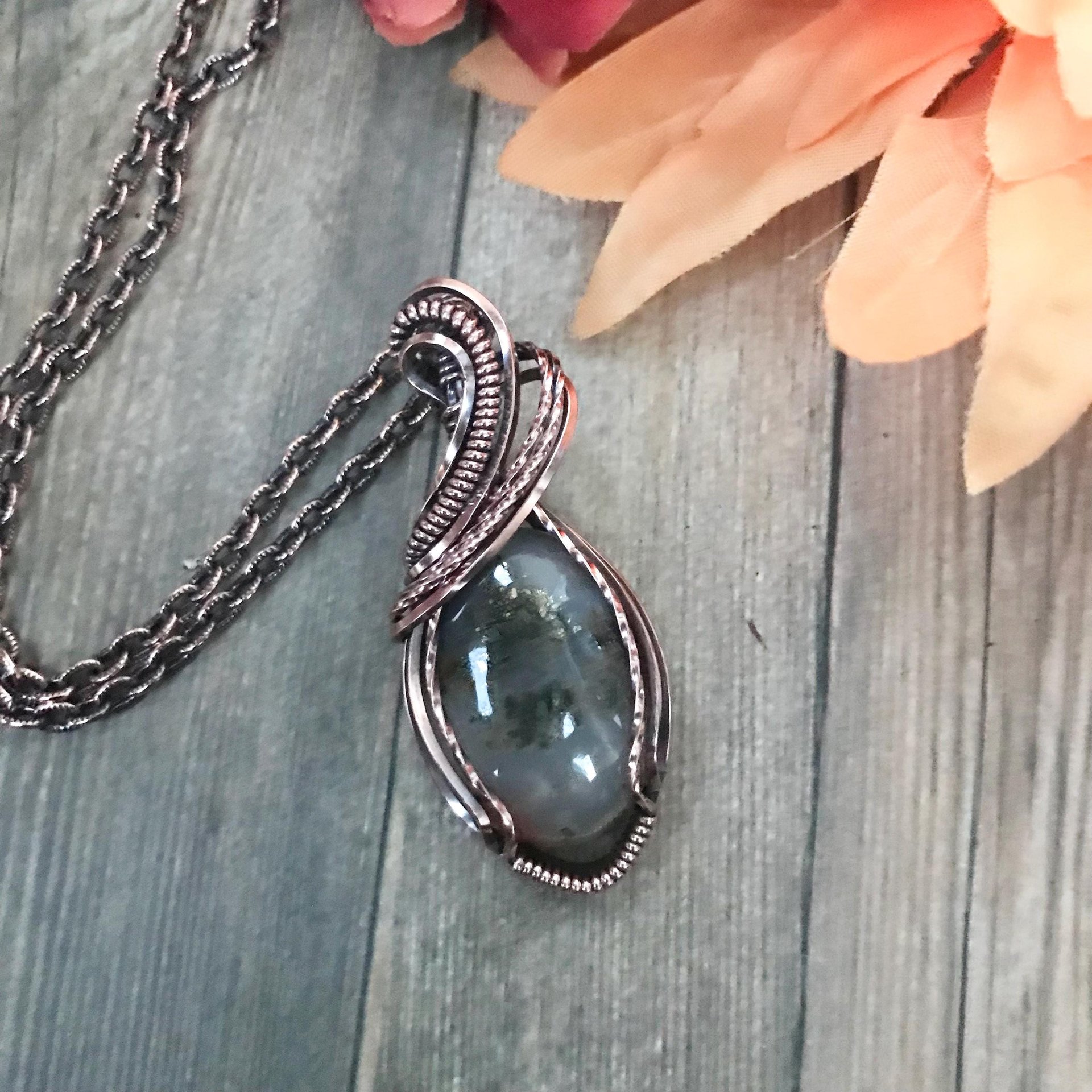Graveyard Point Agate Oval Copper Pendant