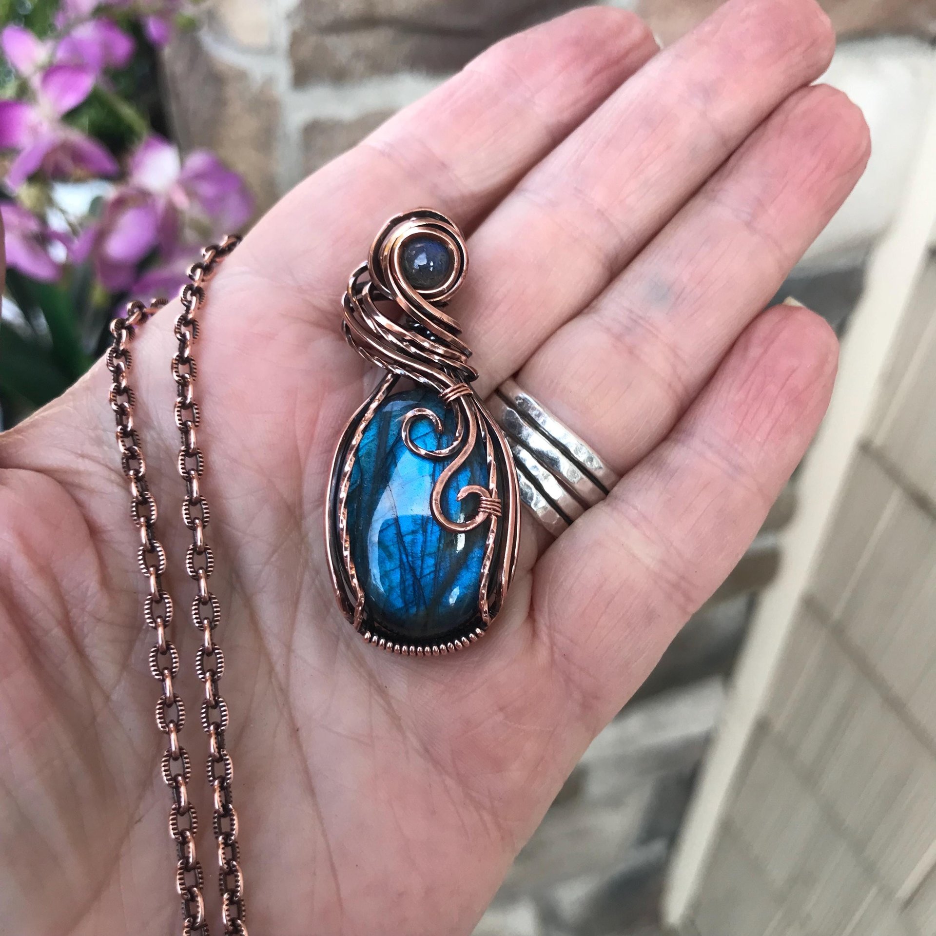 Blue Labradorite Oval Copper Pendant